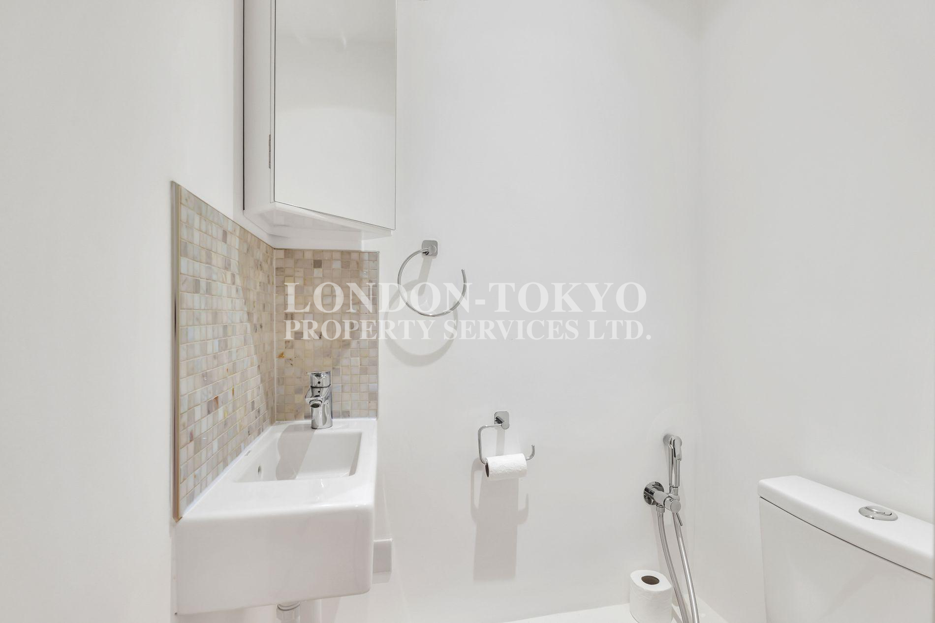 Hyde Park Towers W2 :: London-Tokyo Property Service